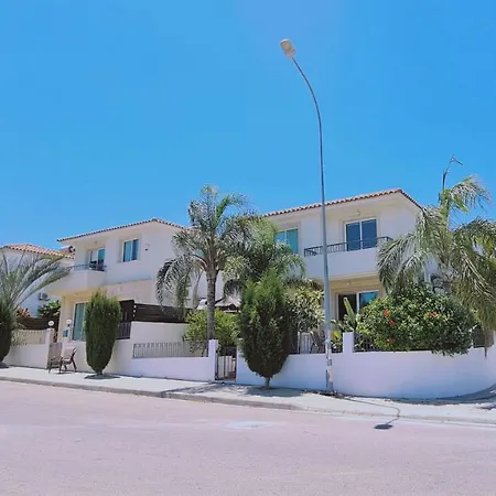 Sunny Bay וילה *